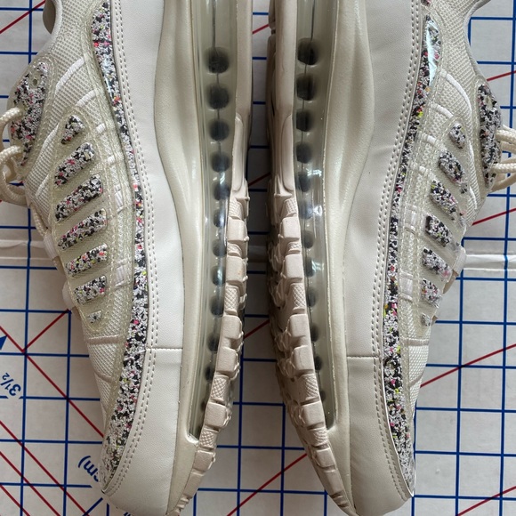 LAST PRICE DROP!! NIKE Wmns Air Max 98 LX 'Recycled Material Sz 9 ♻️🥳 - Picture 8 of 15